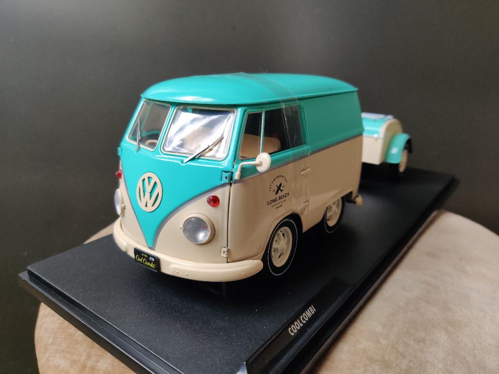 Volkswagen Cool combi mint green & white Solido 1/18e neuf., Ophalen of Verzenden, Nieuw, Auto, Solido