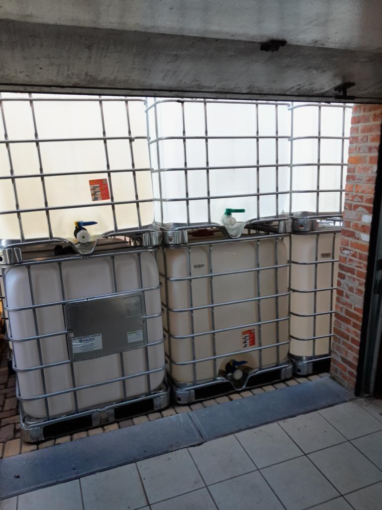 ibc 1000liter uit voeding, Ophalen, Met kraantje, 150 liter of meer, Zo goed als nieuw