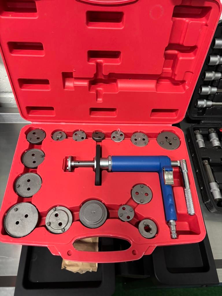 outil de réinitialisation du piston de frein pneumatique, Autos : Divers, Outils de voiture, Neuf, Enlèvement ou Envoi