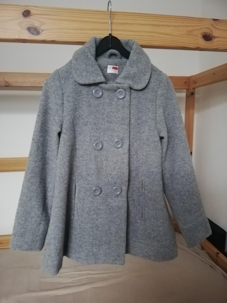 Kinderjas, Kinderen en Baby's, Kinderkleding | Kinder-kledingpakketten, Ophalen, Zo goed als nieuw, Maat 140