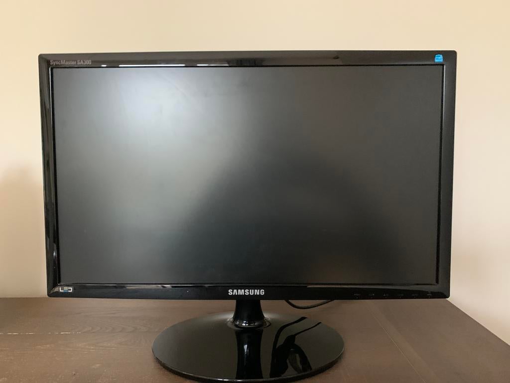 Écran PC 22’’ SAMSUNG S23A300B, Informatique & Logiciels, Moniteurs, 23’’, Comme neuf, Samsung, LED