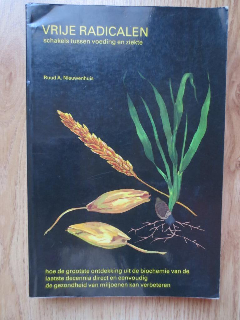 "Vrije Radicalen" van Ruud Nieuwenhuis, Ophalen of Verzenden, Gelezen