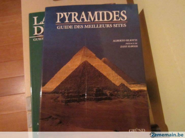 Pyramides, Livres, Art & Culture | Architecture, Utilisé, Envoi