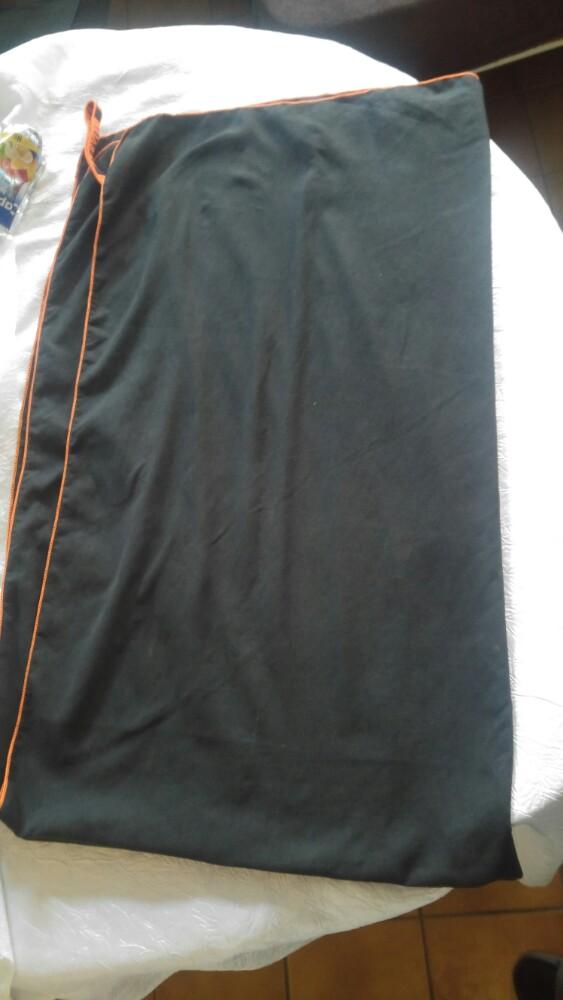 Plaid drap de bain noir orange nabaiji 175cm x 110cm, Enlèvement ou Envoi, Comme neuf