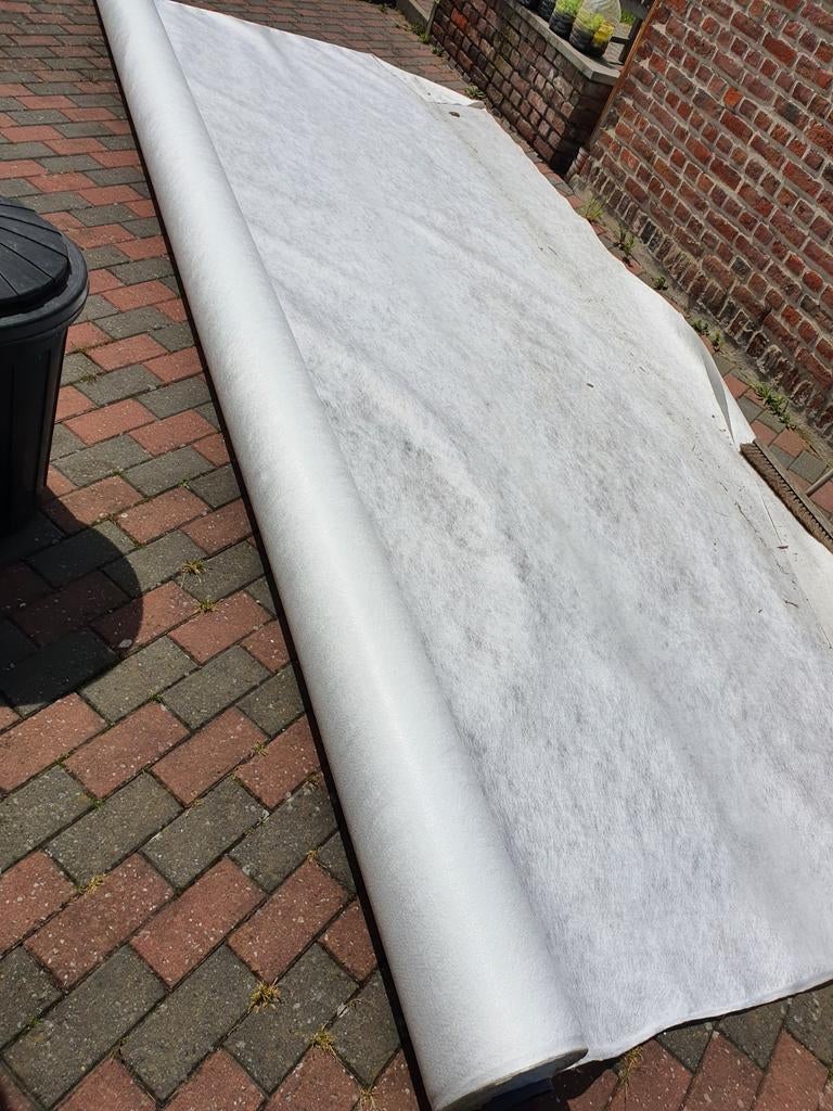 Geotextile 220g/m2 larg. 525cm 2€/m2, Bricolage & Construction, Enlèvement ou Envoi, Comme neuf