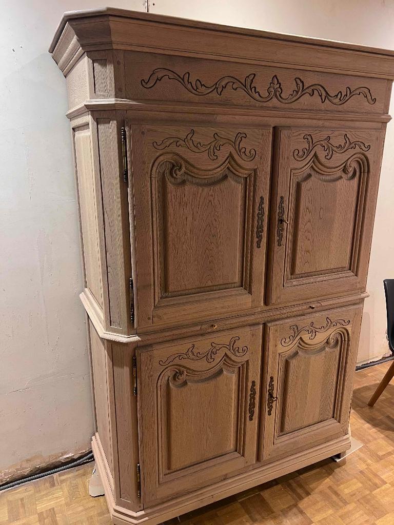 Prachtige landelijke, massief eiken kast, Huis en Inrichting, Kasten | Buffetkasten, Ophalen, Met deur(en), 100 tot 150 cm, Eikenhout