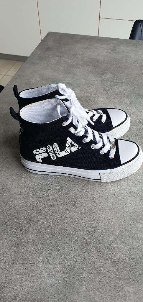 Sneakers Fila, Sneakers et Baskets, Comme neuf, Enlèvement, Fila