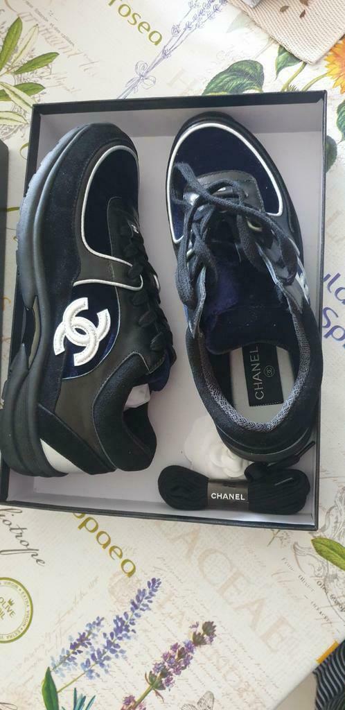 Baskets Chanel pointure 40, Enlèvement ou Envoi, Comme neuf