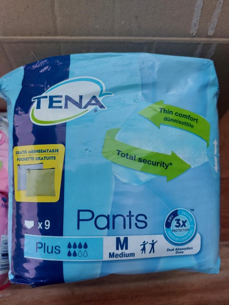 Tena pants medium ( nieuw), Ophalen of Verzenden
