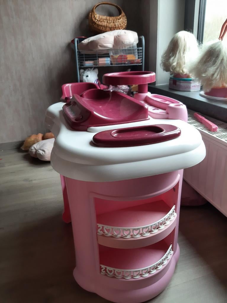 Badje + Verzorgingstafel pop, Ophalen