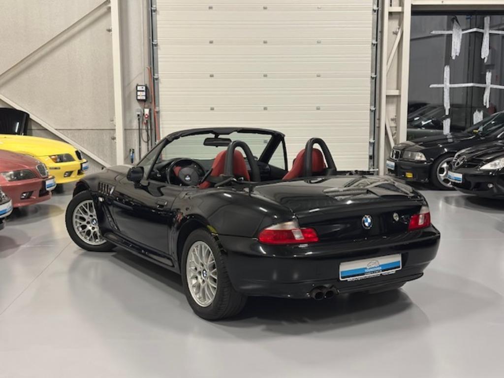 BMW Z3 2.2i 24v Roadster | Sportonderstel & -interieur, Auto's, 2171 cc, Achterwielaandrijving, Zwart, Leder