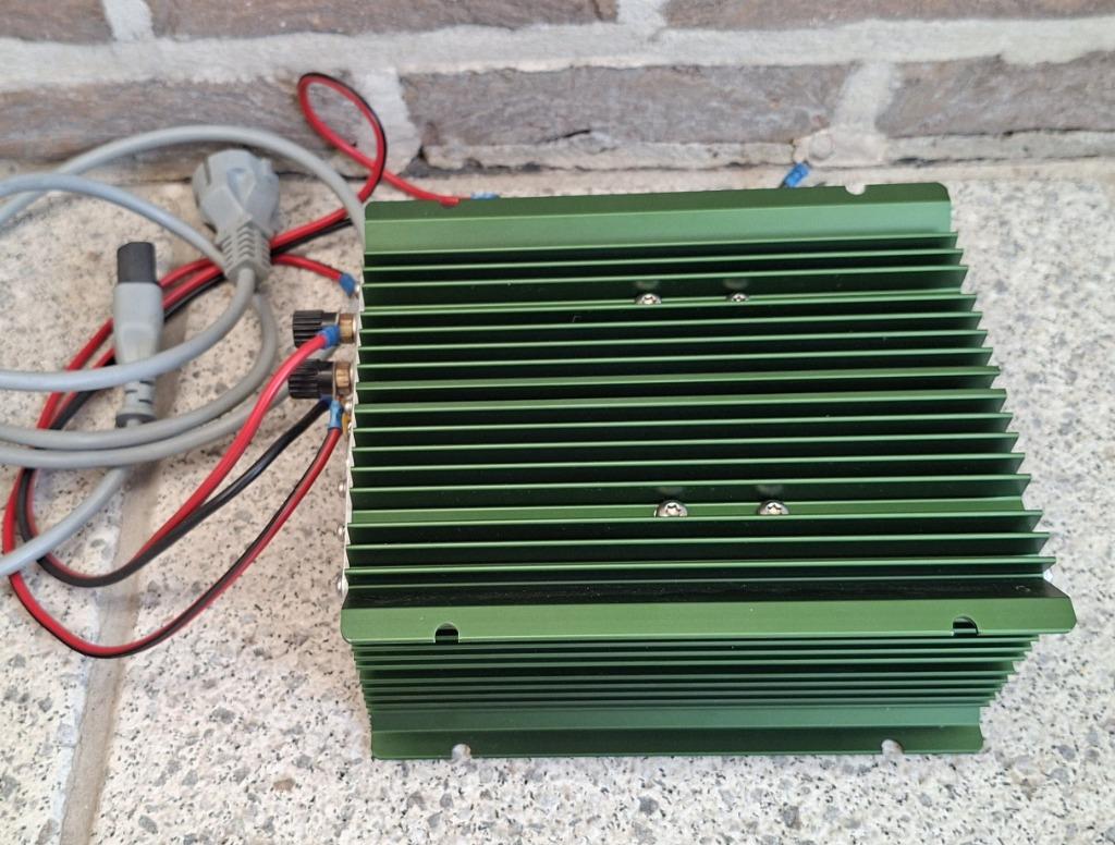 Mastervolt IVO 12/15-2 batterijlader, Ophalen, Gebruikt