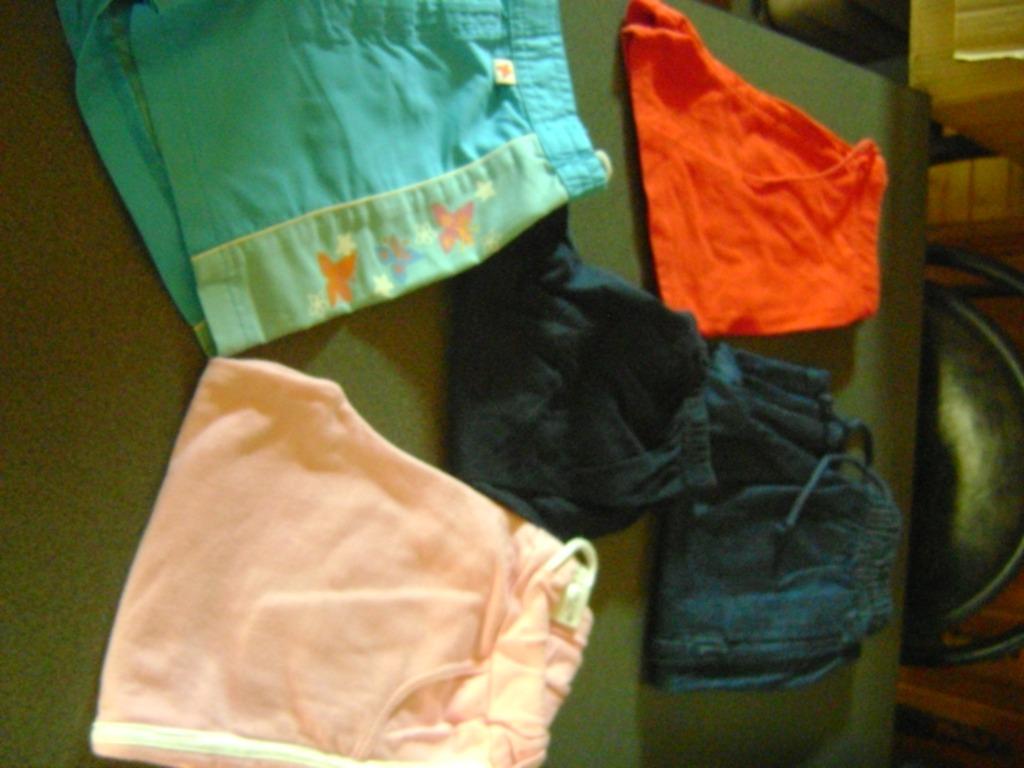 shorts en legging in maat 122-128, Kinderen en Baby's, Ophalen of Verzenden, Gebruikt, Meisje, Broek