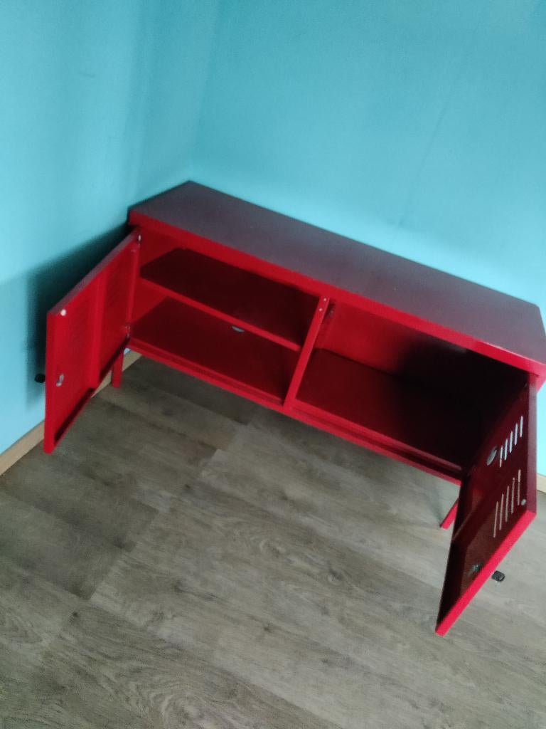 Retro rode metalen kast, 25 à 50 cm, Avec tablette(s), Moins de 100 cm, Comme neuf