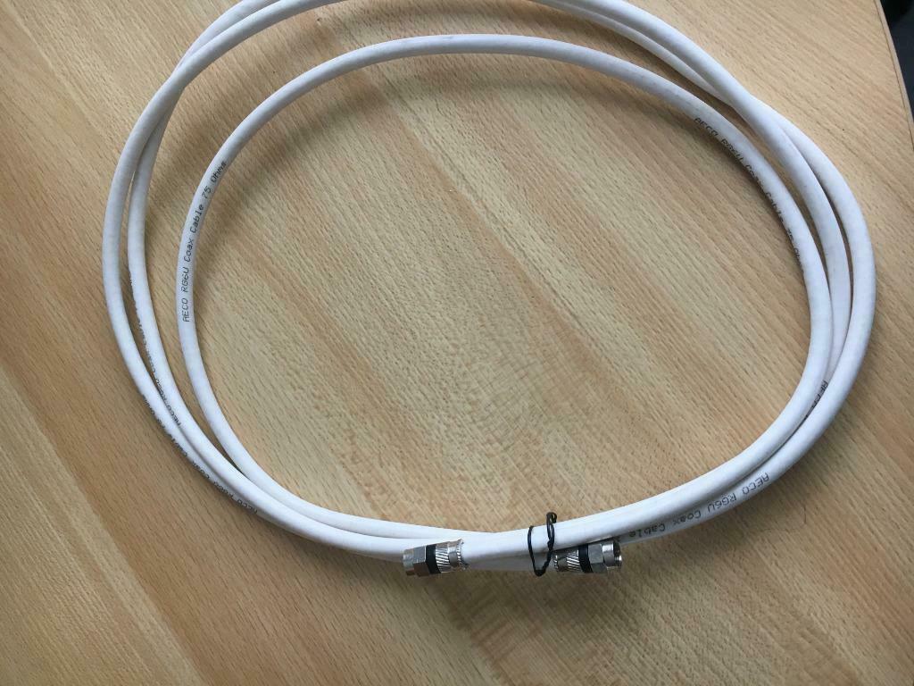 câble coaxial avec fiches F pour antenne TV/TNT ou décod. sa, Enlèvement ou Envoi, Comme neuf, 2 à 5 mètres, Câble coaxial