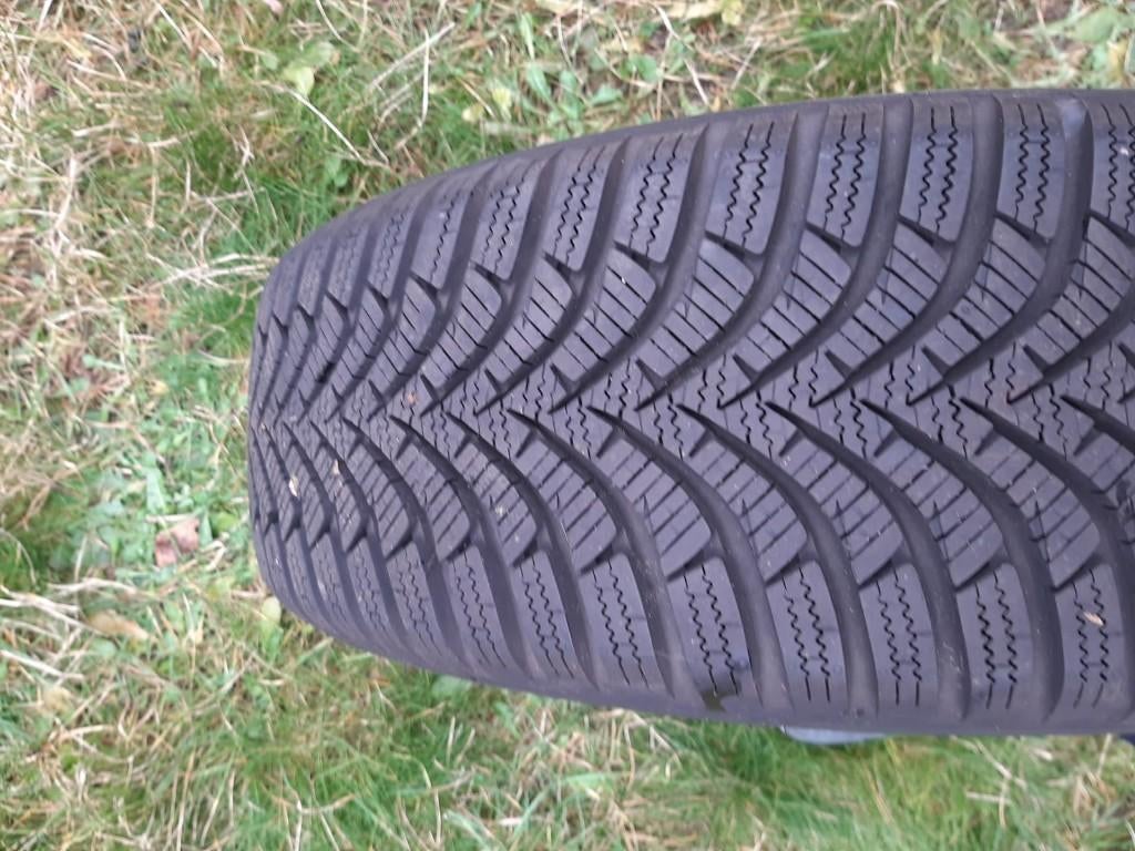 Winterbanden Hankook Winter i*cept RS2 – 185/65 R15 88T, Auto-onderdelen, Ophalen, Gebruikt, Banden en Velgen, Winterbanden
