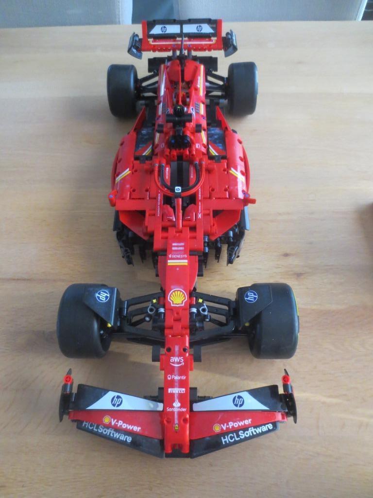ferrari SF-24 model 1/8, Hobby en Vrije tijd, Ophalen, Nieuw, Auto