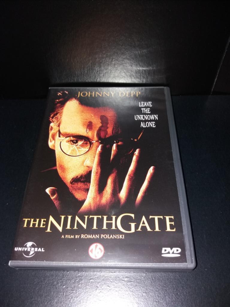 THE NINTH GATE (mystery thriller), À partir de 16 ans, Enlèvement, Comme neuf, Thriller surnaturel