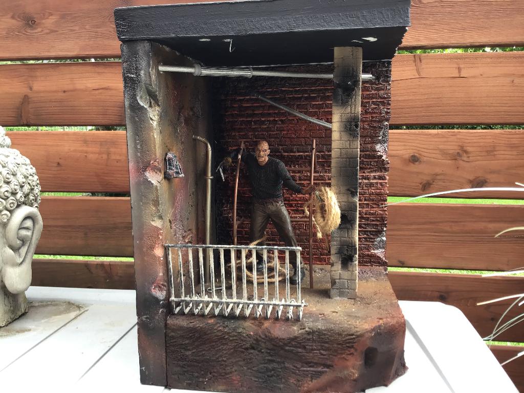 Freddy krueger diorama door mij gemaakt. 2 verschillende mod, Collections, Enlèvement ou Envoi, Neuf, Film, Statue, Réplique ou Modèle