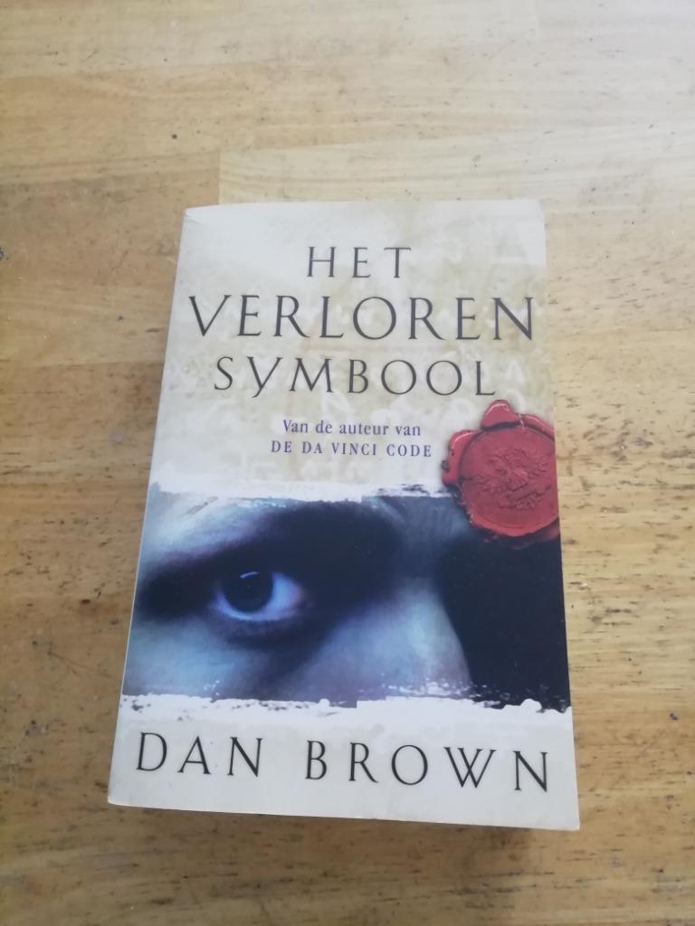 leesboek  thriller, Boeken, Ophalen of Verzenden, Zo goed als nieuw, Dan Brown, Amerika