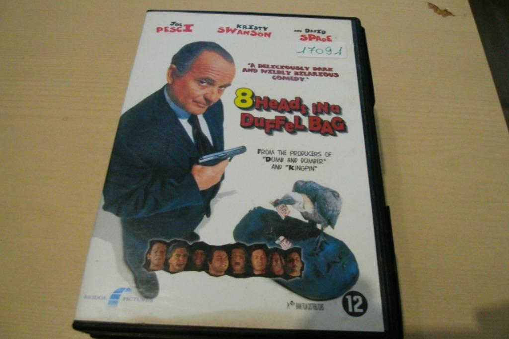 8 heads ina duffel bag, Ophalen of Verzenden