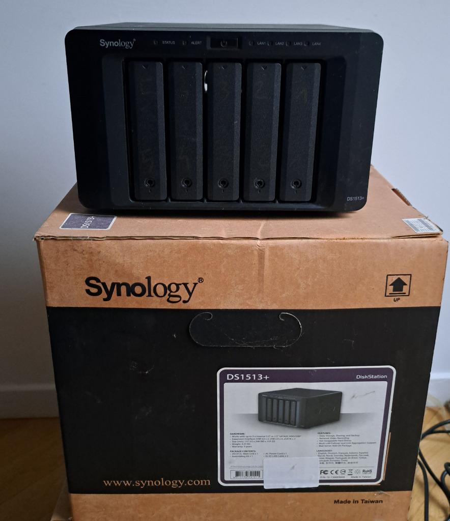 15TO - Synology NAS DS 1513 + avec disques, Enlèvement ou Envoi, Comme neuf