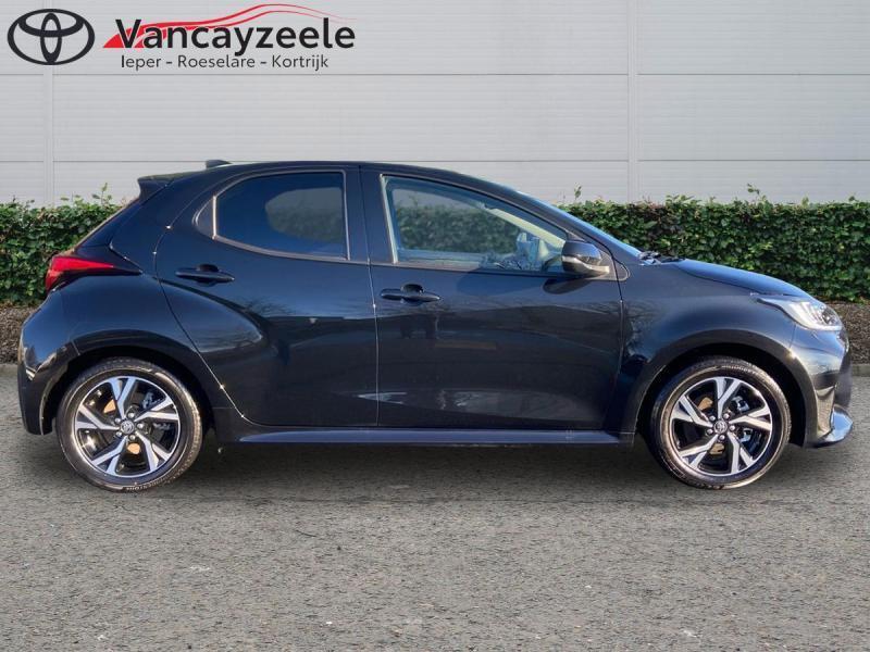 Toyota Yaris Teamplayer+cam+DAB+carplay+androidauto, Auto's, 116 pk, Zwart, https://public.car-pass.be/vhr/0b60e0ba-f2ce-4a2b-860c-a5dcc17a1021