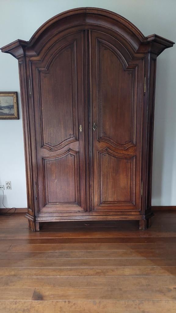 Erg grote eikenhouten vestiaire kast, Antiek en Kunst, Ophalen
