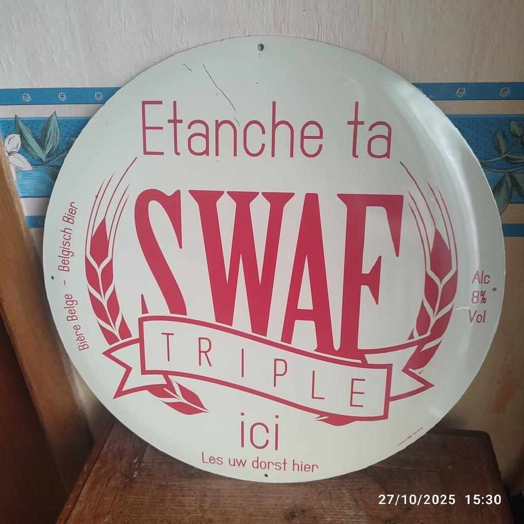Plaque en métal .
Bière TRIPLE  SWAF ., Enlèvement ou Envoi, Utilisé, Panneau, Plaque ou Plaquette publicitaire, Autres marques