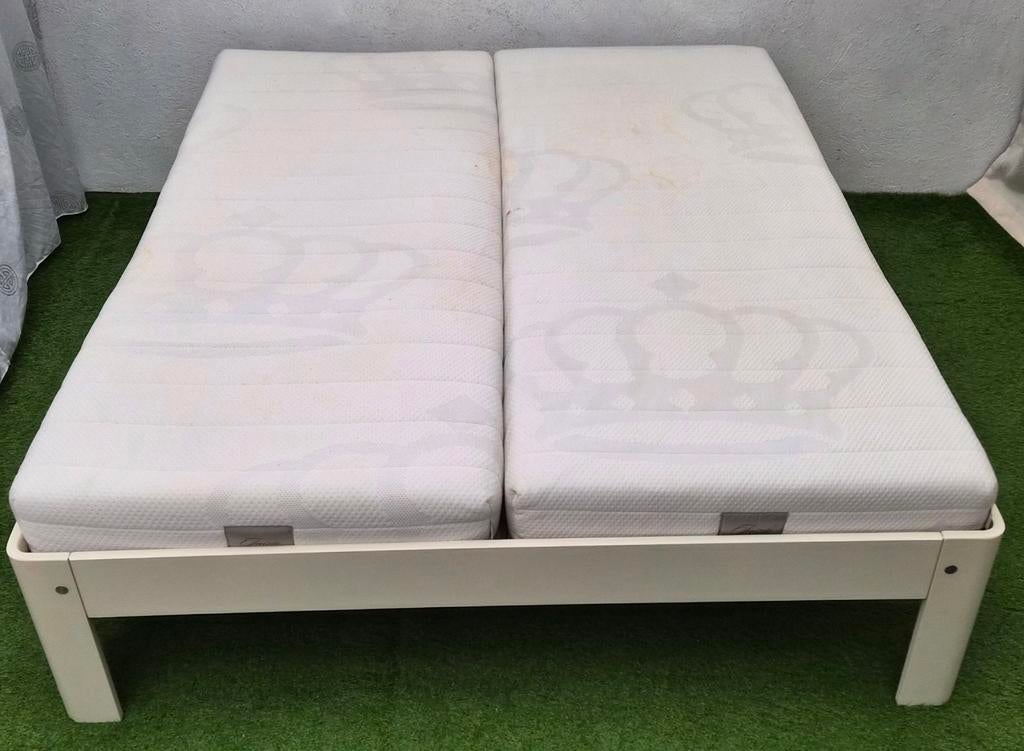 Auping Auronde Bed 180x210cm
48cm Hoog (Seniorenhoogte), Ophalen of Verzenden, Zo goed als nieuw
