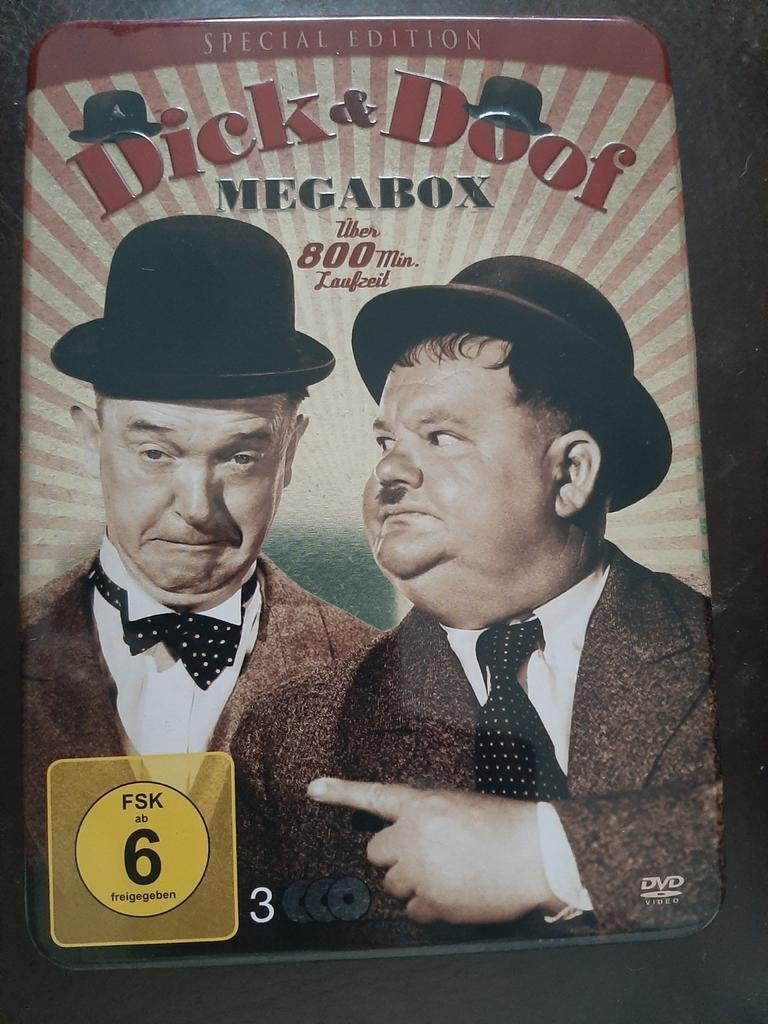 Coffret métal Laurel & hardy, Dick & doof BIEN LIRE, Enlèvement ou Envoi, Comme neuf