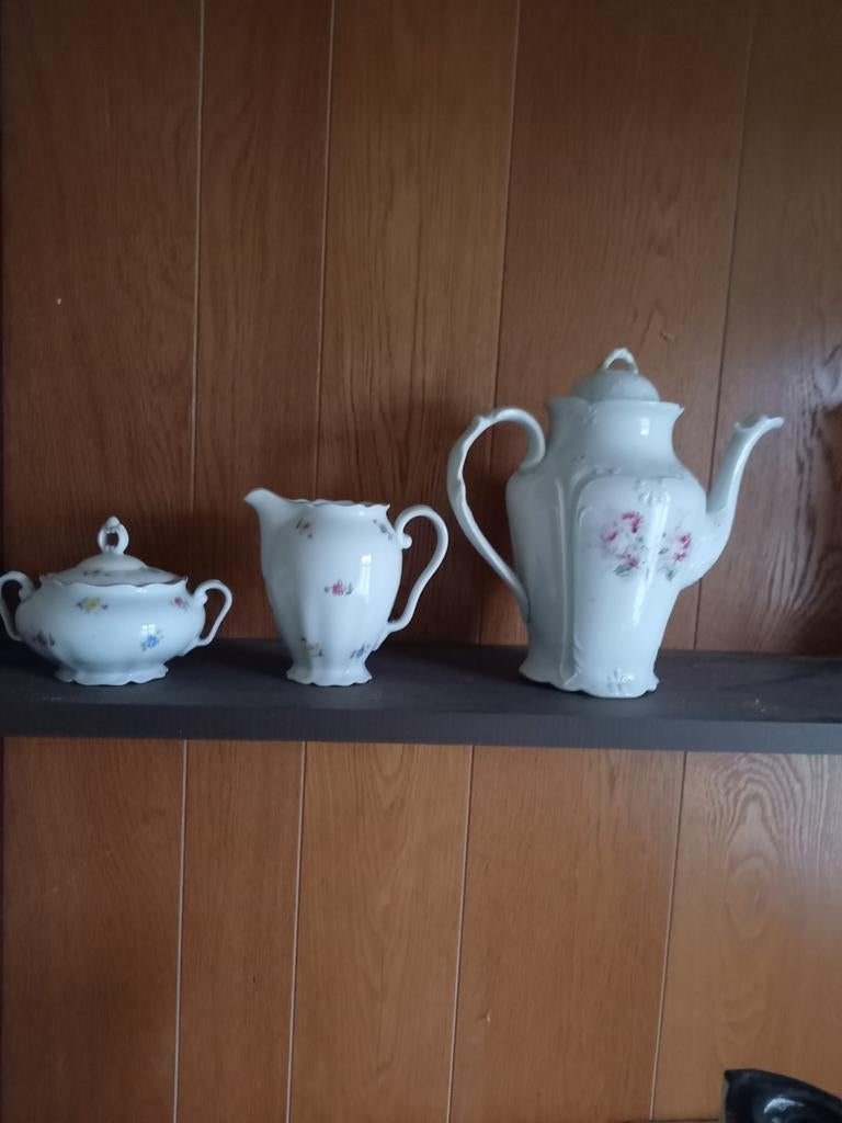 Antiek servies, Ophalen