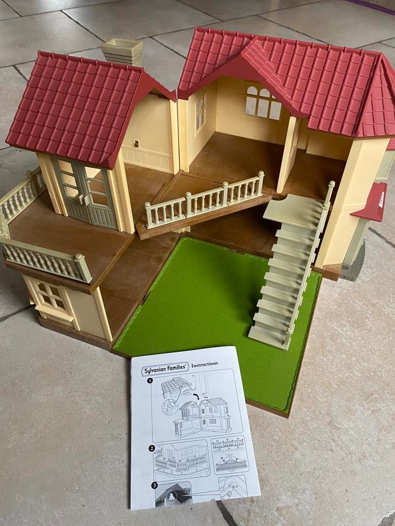 Lot Sylvanian complet très bon etat, Enlèvement, Comme neuf, Maison de poupées