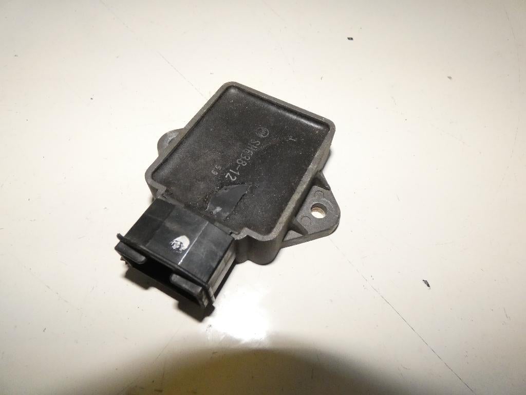 honda vfr750 rc36 spanningsregelaar, Ophalen of Verzenden, Gebruikt