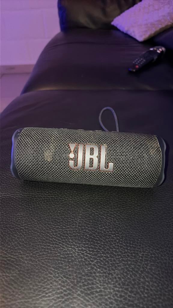 Jbl flip 6, Ophalen, Zo goed als nieuw, JBL