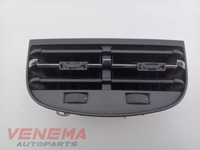 Grille d'aération arrière d'un Maserati Quattroporte, Maserati, -, 3 mois de garantie, Utilisé