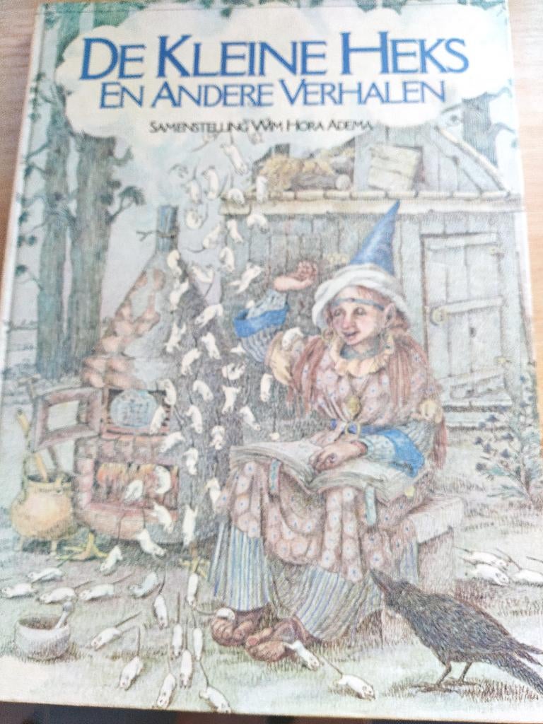 boek: de kleine heks en andere verhalen, Boeken, Ophalen of Verzenden, Gelezen, Fictie algemeen
