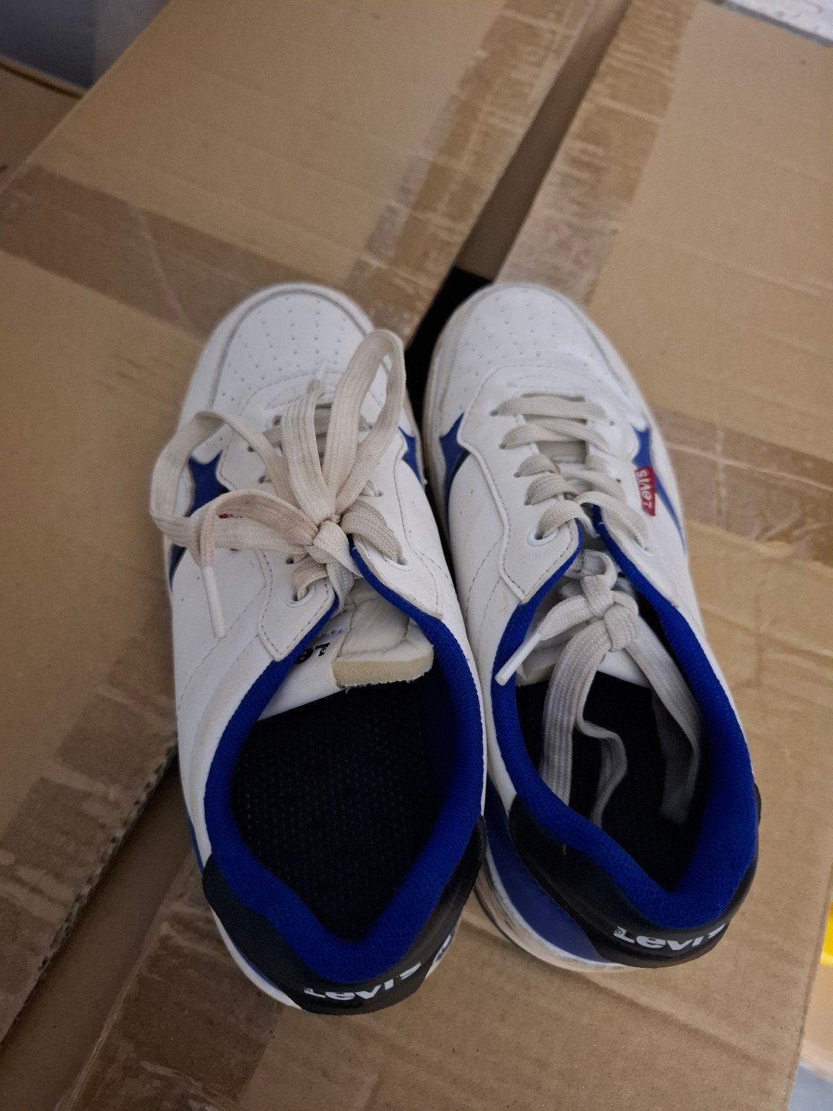 Lewis schoenen, Ophalen, Zo goed als nieuw