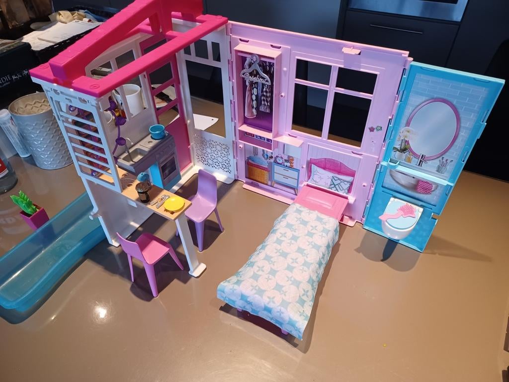Poppenhuis barbie, Kinderen en Baby's, Speelgoed | Poppenhuizen, Ophalen of Verzenden, Poppenhuis