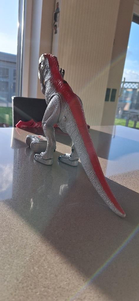 Dinosaurus met afstandsbediening, Kinderen en Baby's, Ophalen, Zo goed als nieuw, Afstandsbediening