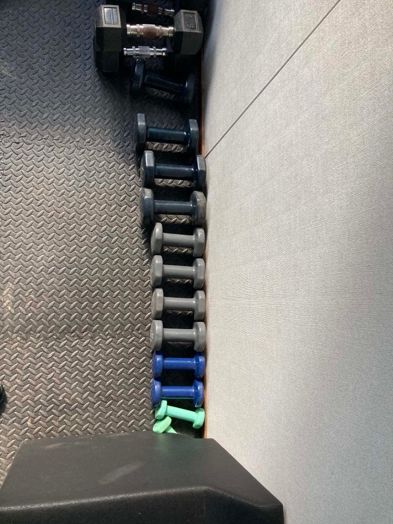 Dumbells, Enlèvement