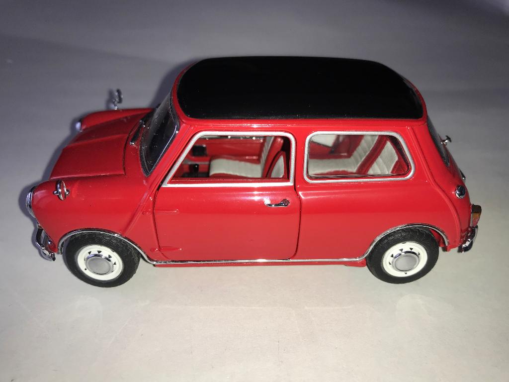Franklin Mint 1967 Morris Mini Cooper 1:24, Ophalen of Verzenden, Zo goed als nieuw, Auto, Overige merken