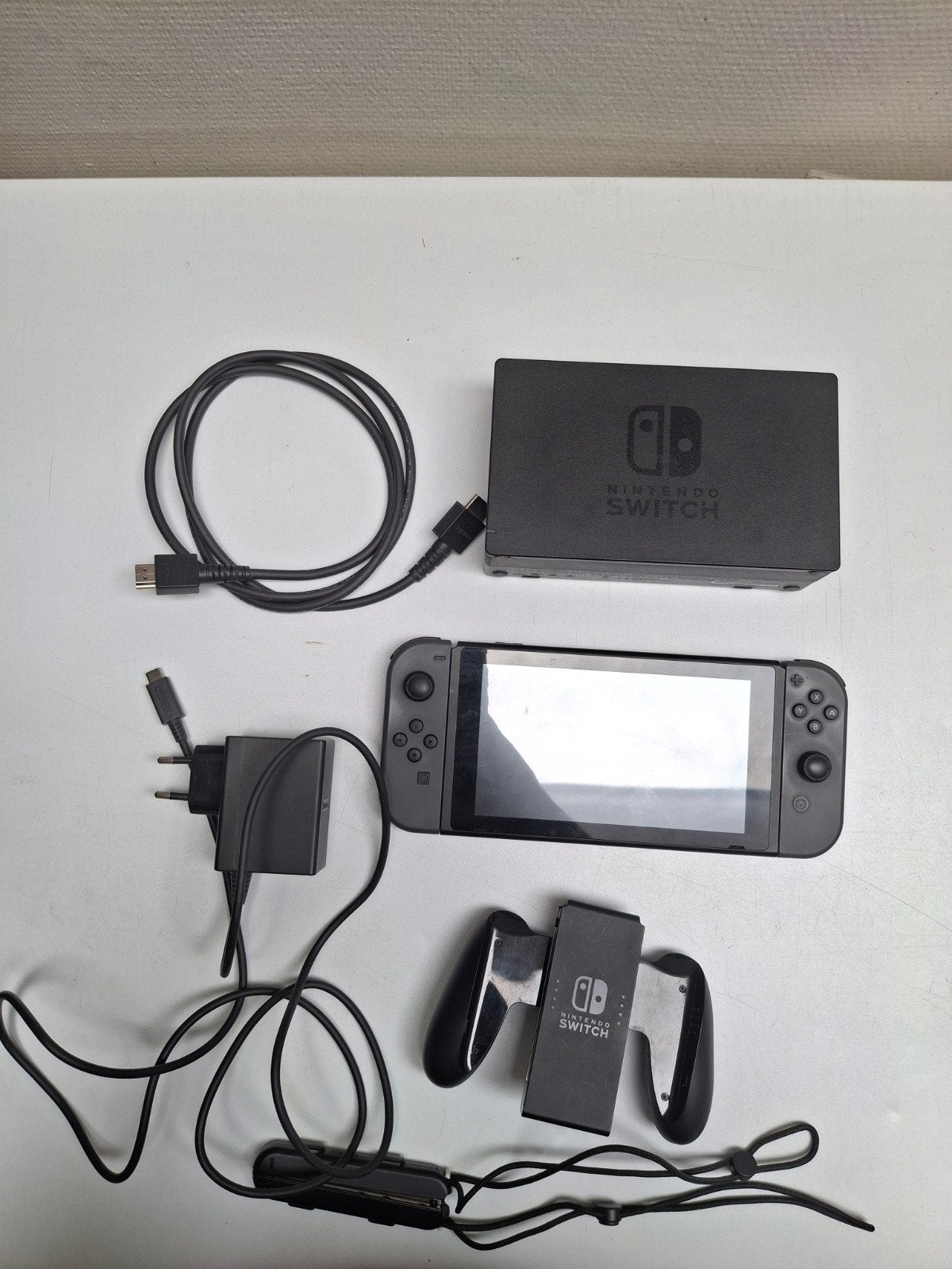 Nintendo Switch compleet pakket + accessoires, Ophalen, Zo goed als nieuw, Met 1 controller, Switch 2019 Upgrade