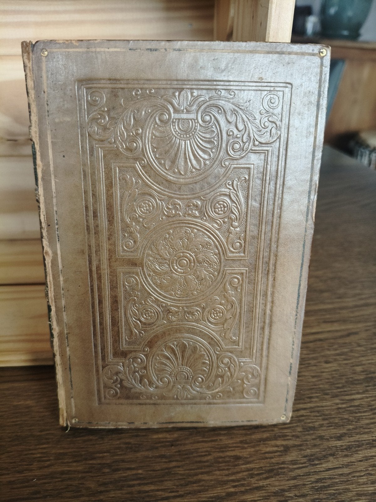 livre anciens messeniennes et poésies diverses 1830, Enlèvement ou Envoi
