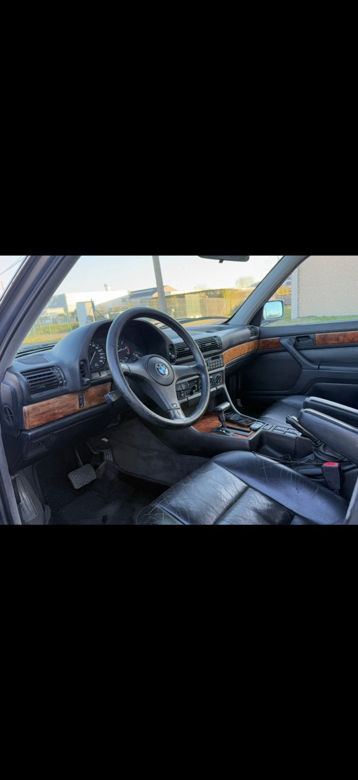 Bmw 735i benzine automaat gekeurd voor verkoop oldtimer, foto 7