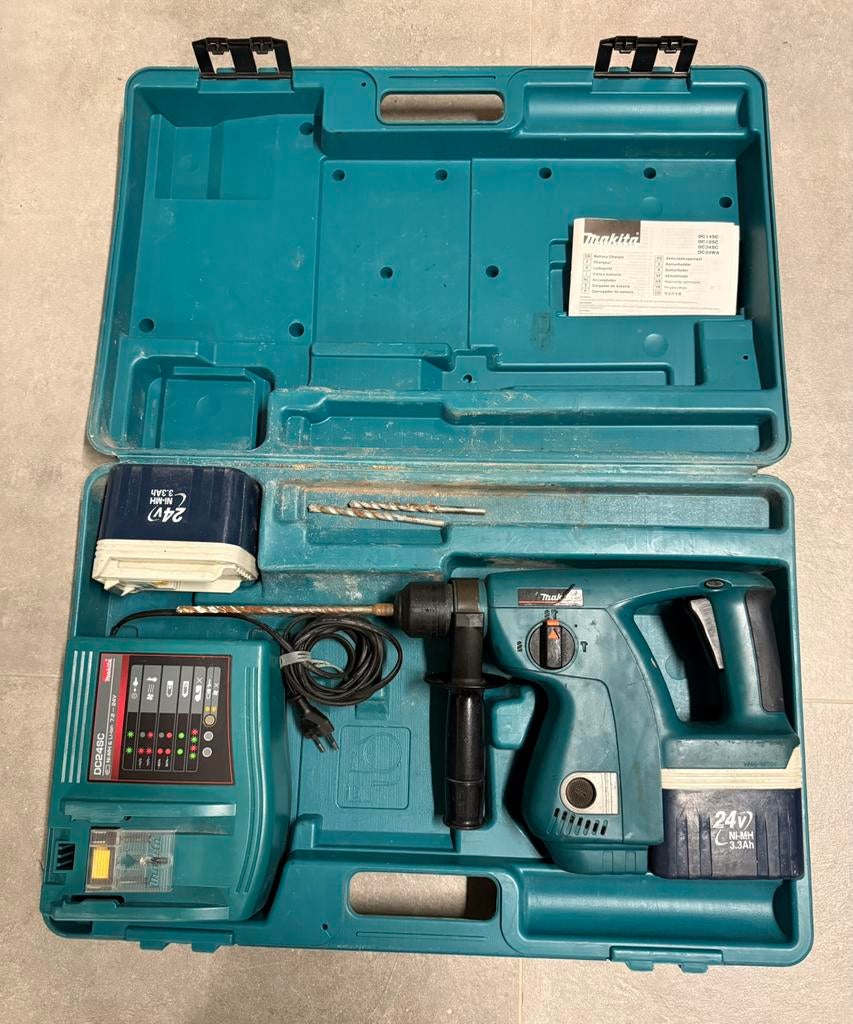 Foreuse a percussion Makita 24V – Coffret complet, Bricolage & Construction, Outillage | Foreuses, Comme neuf, Enlèvement