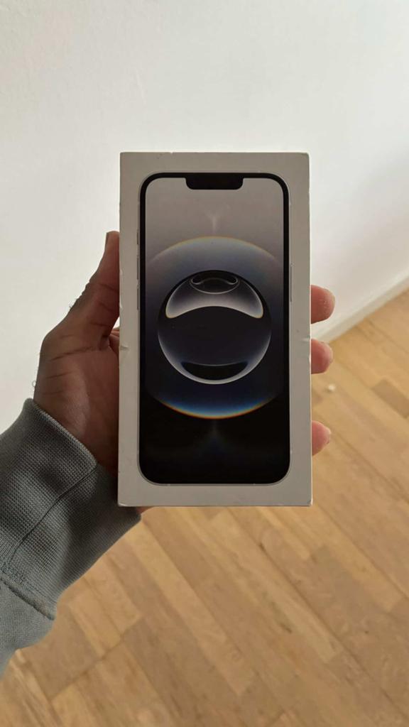 Iphone 16 E 128 gb white, Telecommunicatie, Mobiele telefoons | Apple iPhone, Ophalen, Zo goed als nieuw, 128 GB, IPhone 16