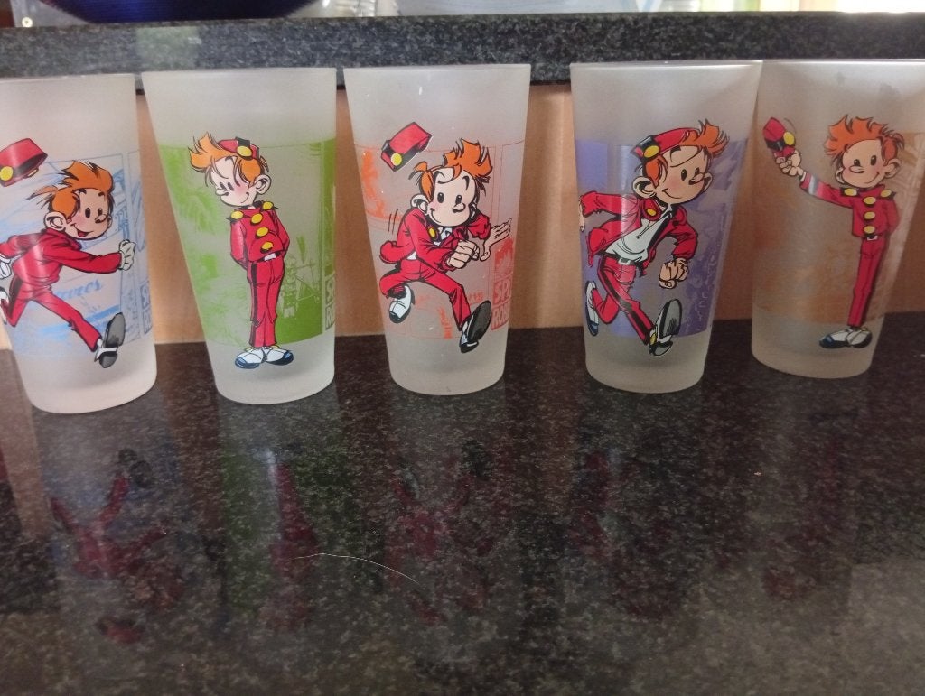 Série complète verres Spirou (Pub. Quick - 2001)., Collections, Enlèvement ou Envoi, Gaston ou Spirou, Neuf, Ustensile