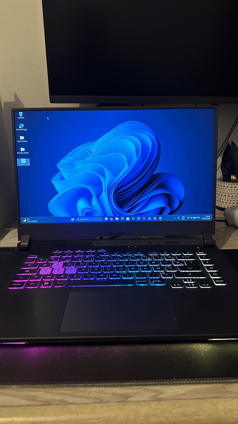 ASUS ROG Strix G513IE Ryzen 7 RTX 3050 Ti 16 RAM SSD 512 Go, Computers en Software, Windows Laptops, Ophalen of Verzenden, Zo goed als nieuw