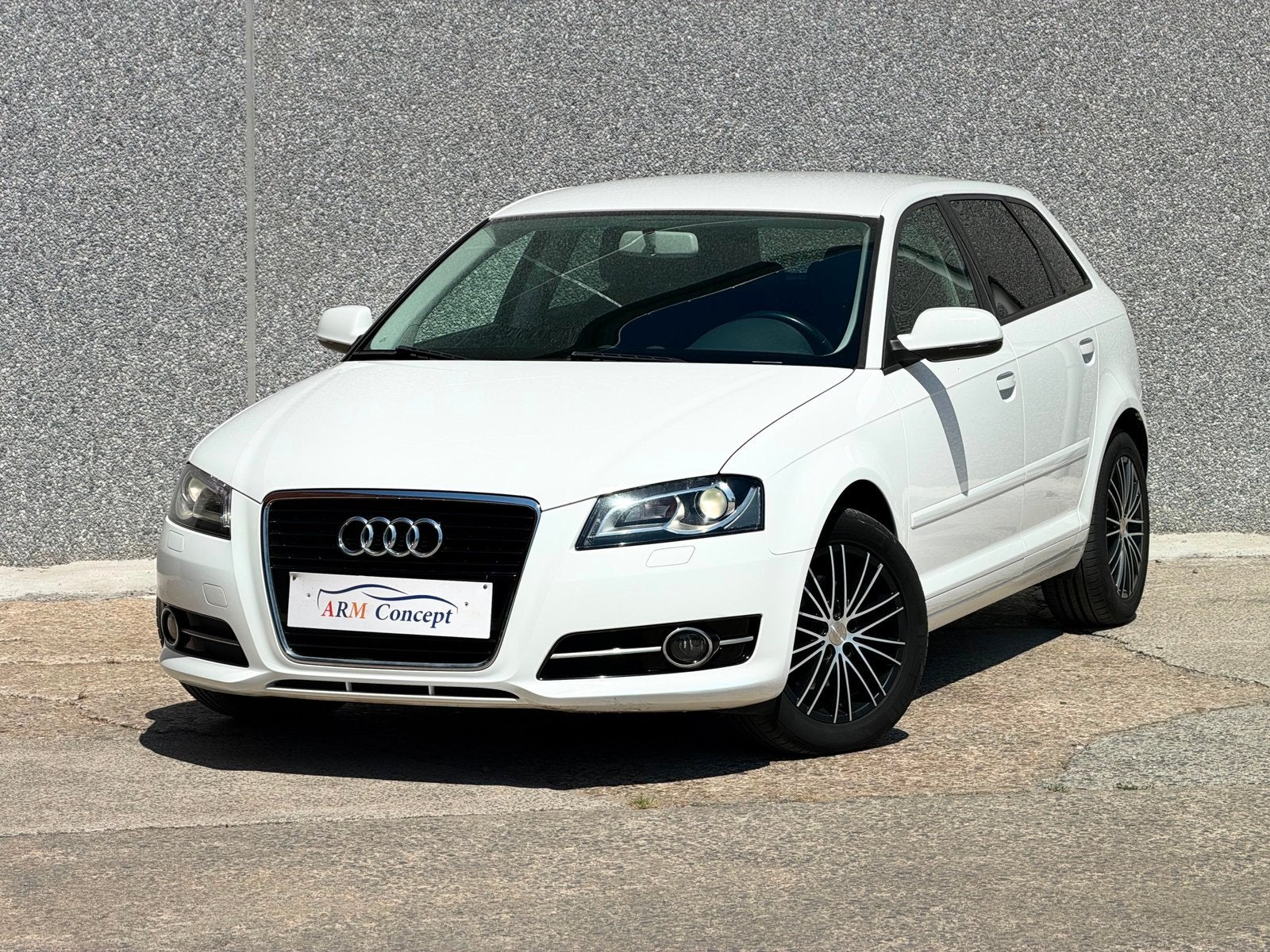 Audi A3 SportBack1.4 Tfsi Essence Garantie 12 Mois Xenon/NAV, Auto's, Euro 5, Zwart, Bedrijf, 5 deurs